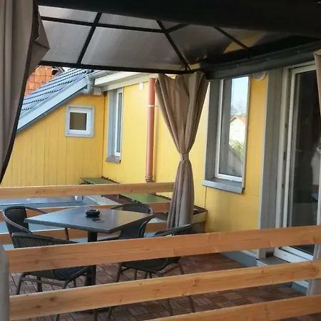 Frosch Haus Apartment